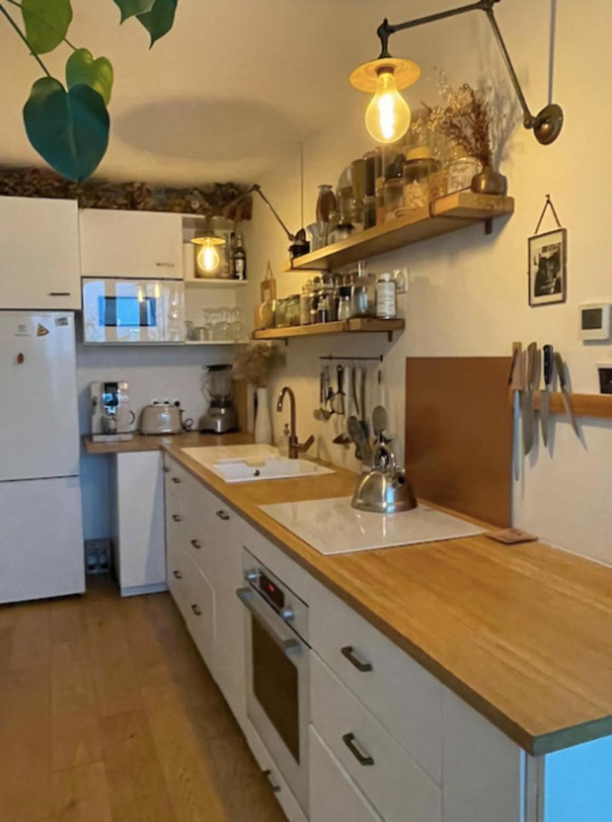 Sublime Spacious In Menilmontant Apartment Paris